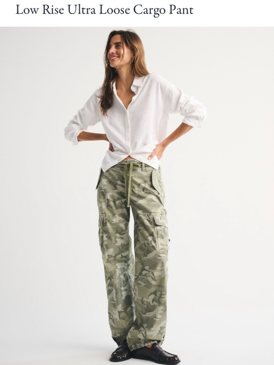 Abercrombie & Fitch Pants - Abercrombie & Fitch Light Gray Camo Cargo Shorts 24 Tall